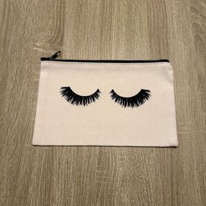 NWOT … Eyelash Design Cosmetic Bag